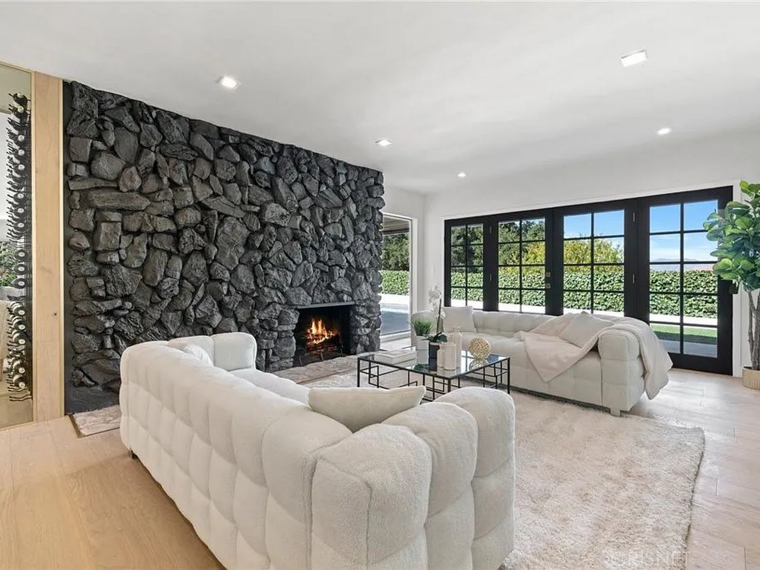 How to find reputable home staging companies in your area
